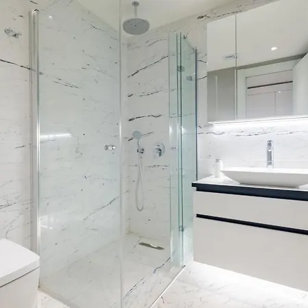 Splendid Flat With View In Bomonti Istanbul