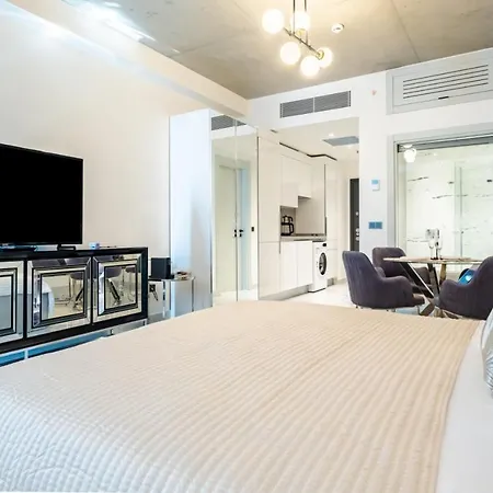 Splendid Flat With View In Bomonti *